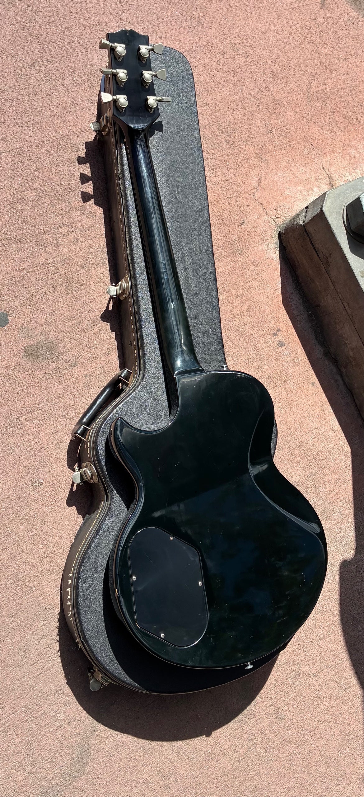 Electric | Broken String Guitars